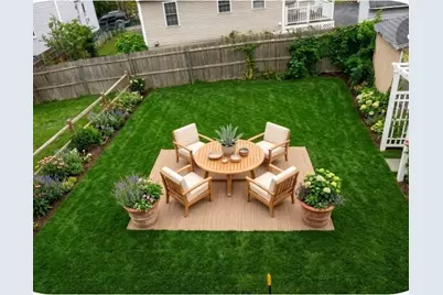 11 Maitland Ave, Lowell, MA 01851 - Photo 12