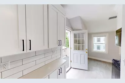 31 Averton St. #3, Boston, MA 02131 - Photo 12
