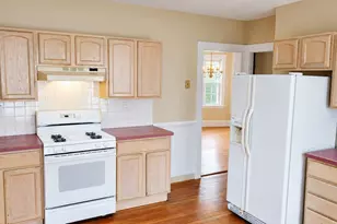 113 E Elm Ave, Quincy, MA 02170 - Photo 4