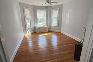 11 Rockland St, Newton, MA 02458 - Photo 4