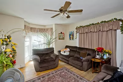 863 Worthington St, Springfield, MA 01105 - Photo 8