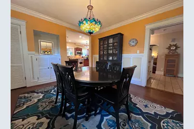 27 Fernleaf Ave, Longmeadow, MA 01106 - Photo 8