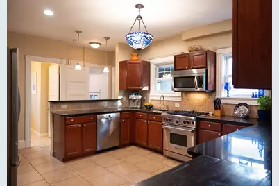 27 Fernleaf Ave, Longmeadow, MA 01106 - Photo 6