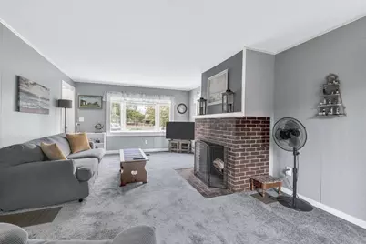 7 Queens Bay Ln, Bourne, MA 02532 - Photo 14