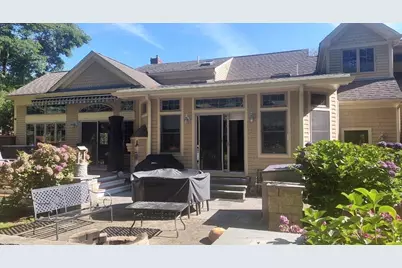 15 Tobisset St, Mashpee, MA 02649 - Photo 2