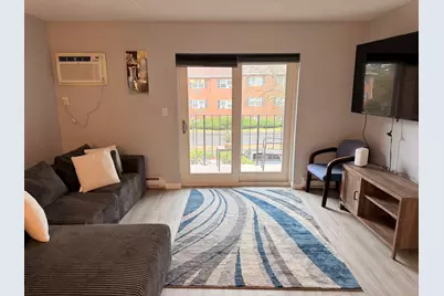 34 Maplecrest #34, Holyoke, MA 01040 - Photo 2