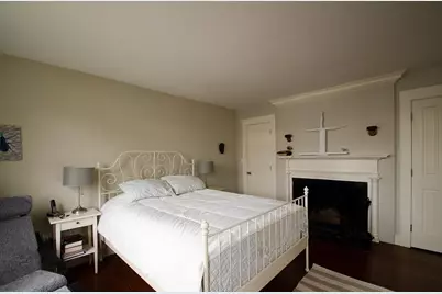 4 Goodwins Court #1, Marblehead, MA 01945 - Photo 8