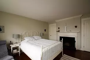4 Goodwins Ct, Marblehead, MA 01945 - Photo 8