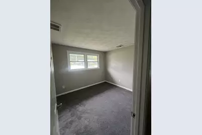 47 Mercedes Rd, Brockton, MA 02301 - Photo 12