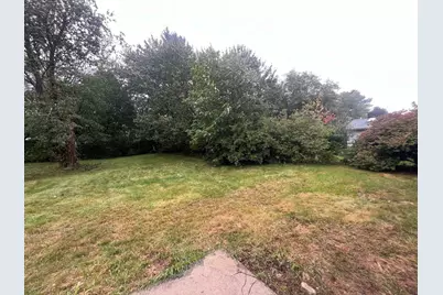 47 Mercedes Rd, Brockton, MA 02301 - Photo 20