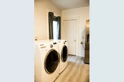 38 Northampton Ave, Springfield, MA 01109 - Photo 24