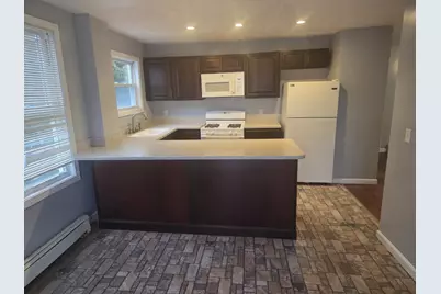 953 Globe Street, Fall River, MA 02724 - Photo 4