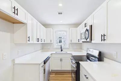 386-388 Locust St, Fall River, MA 02720 - Photo 24