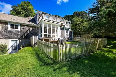 34 Bob White Ln, Falmouth, MA 02540 - Photo 4