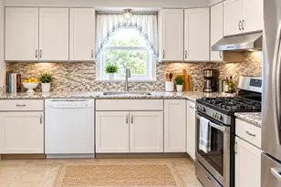 96 Hudson St, Somerville, MA 02144 - Photo 2
