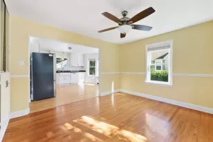 17 Smith St, Uxbridge, MA 01569 - Photo 14