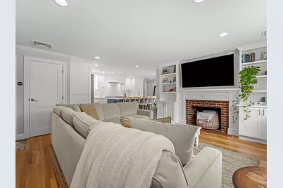 29 Prospect St, Ashland, MA 01721 - Photo 4