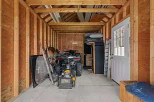 29 Prospect St, Ashland, MA 01721 - Photo 38