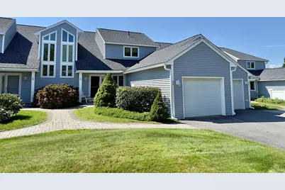40 Fairway Dr #White Cliff, Plymouth, MA 02360 - Photo 1