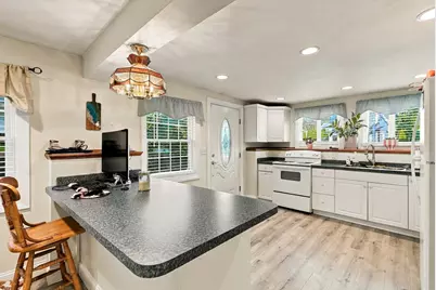 10 Munson Street, Hudson, MA 01749 - Photo 22