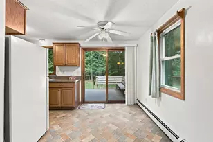 35 Pinecrest Beach Dr, Falmouth, MA 02536 - Photo 16