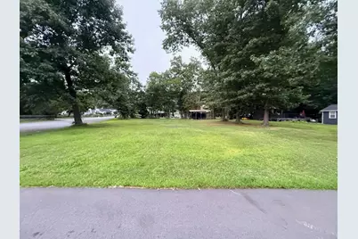 60 Wakefield Ave Webster Lake, Webster, MA 01570 - Photo 1
