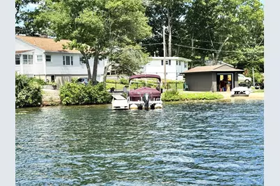 60 Wakefield Ave Webster Lake, Webster, MA 01570 - Photo 14