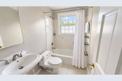 160 Tyngsboro Rd #19C, Chelmsford, MA 01863 - Photo 8