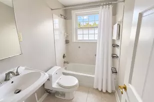 160 Tyngsboro Rd, Chelmsford, MA 01863 - Photo 8