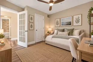 566 Commonwealth Ave, Boston, MA 02215 - Photo 10
