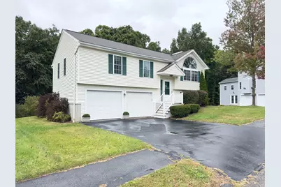 75 Moreland Green Dr, Worcester, MA 01609 - Photo 1