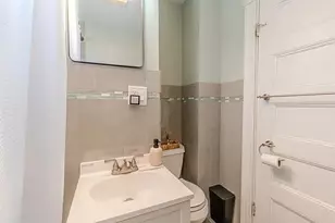 27R Albion, Somerville, MA 02143 - Photo 20