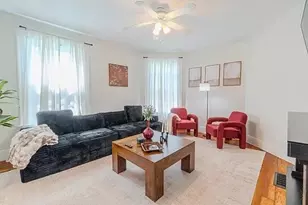 27R Albion, Somerville, MA 02143 - Photo 4