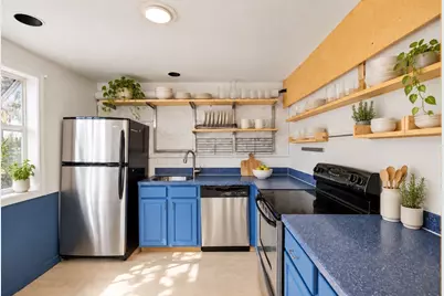 210 Centre St #14, Quincy, MA 02169 - Photo 14