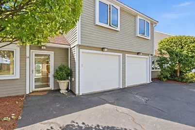 210 Centre St #14, Quincy, MA 02169 - Photo 2