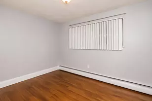10 Commonwealth Ct, Boston, MA 02135 - Photo 8