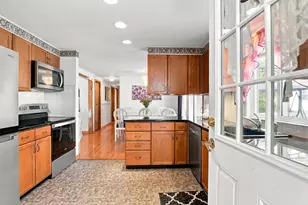 66 Observatory Ave, Haverhill, MA 01832 - Photo 6