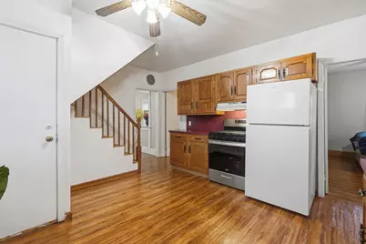 1774 Carew St, Springfield, MA 01104 - Photo 14