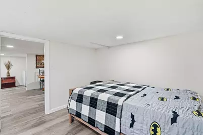 1774 Carew St, Springfield, MA 01104 - Photo 32