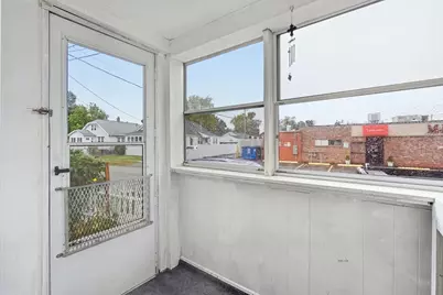1774 Carew St, Springfield, MA 01104 - Photo 16
