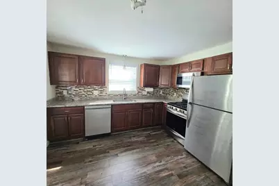 32 Breer Circle, Brockton, MA 02301 - Photo 2