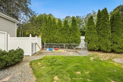 155 Commonwealth Ave, Attleboro, MA 02703 - Photo 32