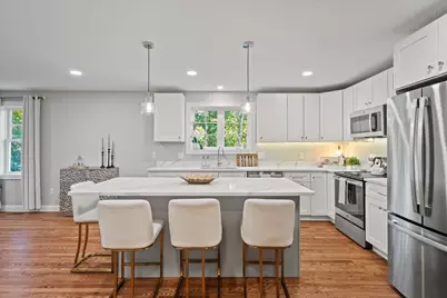 66 Castine St, Worcester, MA 01606 - Photo 6