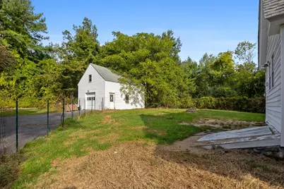 10 Salem St, Methuen, MA 01844 - Photo 6
