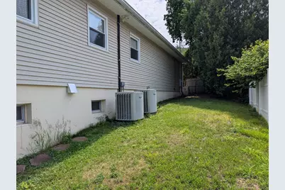 136 Winn Street, Burlington, MA 01803 - Photo 22
