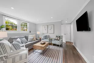 20 Beacon Ave, Newburyport, MA 01950 - Photo 4