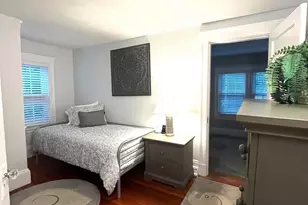 277 Pleasant St, Marblehead, MA 01945 - Photo 12