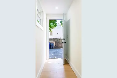 112 Hendrick, Providence, RI 02908 - Photo 12