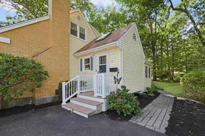 21 Burt St, Attleboro, MA 02703 - Photo 38