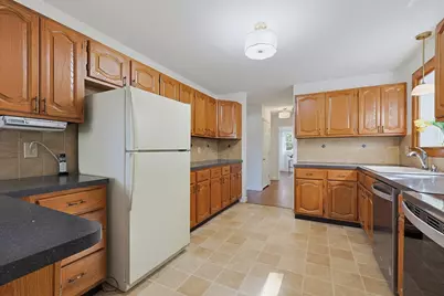 21 Burt St, Attleboro, MA 02703 - Photo 14